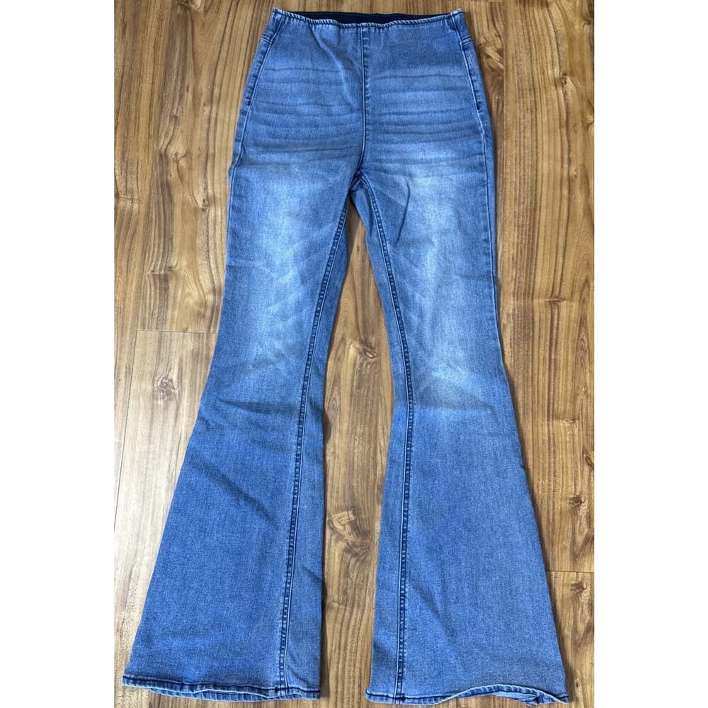 No Boundaries Pull On Flare Women's:Juniors size 1 Medium Wash‎ Blue Denim Jeans